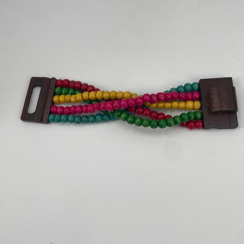 Wooden beaded bracelet
